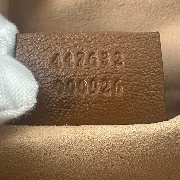 Gucci 447632 GG Marmont Diagonal Matelassé Leather Cross Body Bag - Picture 10 of 11